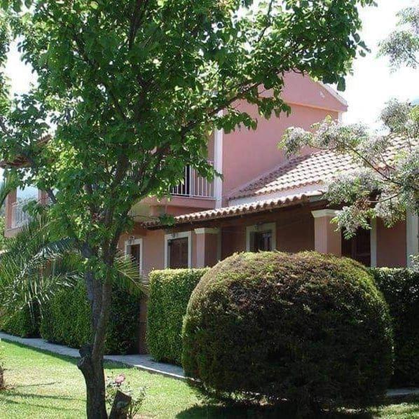 Hellens Village Almiros Beach 외부 사진