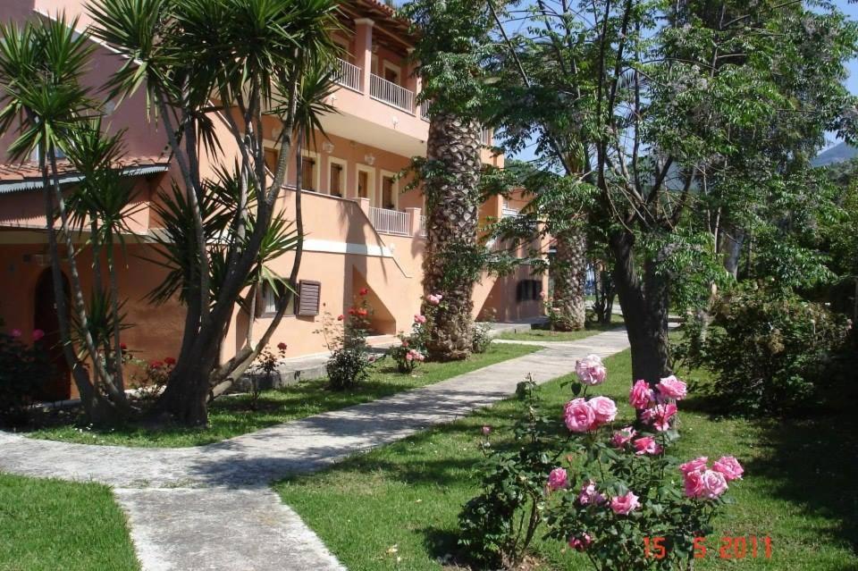 Hellens Village Almiros Beach 외부 사진