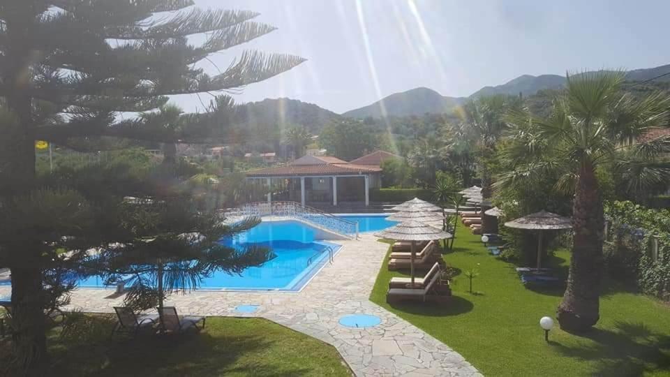 Hellens Village Almiros Beach 외부 사진