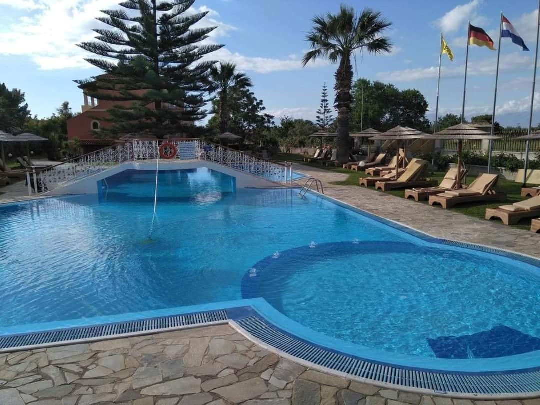 Hellens Village Almiros Beach 외부 사진